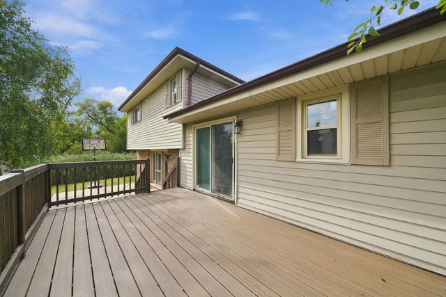 11453 Brook Hill Drive, Orland Park, IL 60467