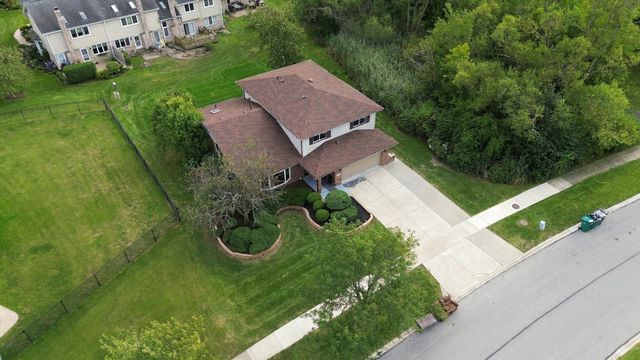 11453 Brook Hill Drive, Orland Park, IL 60467