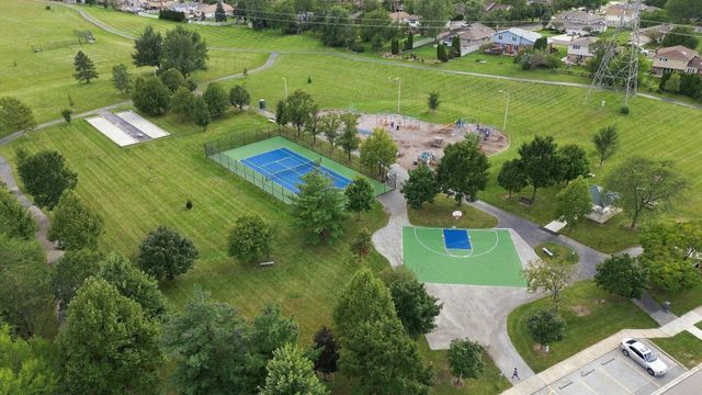 11453 Brook Hill Drive, Orland Park, IL 60467