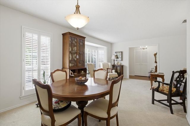 1117 Roaring Springs Road, Fort Worth, TX 76114