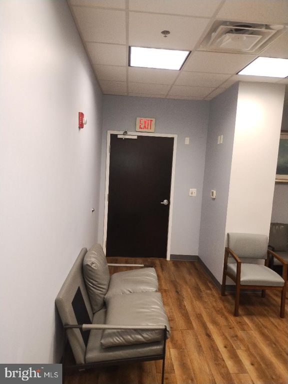 Image 23 of property listing at 7300 HANOVER DR #103, Greenbelt, MD 20770