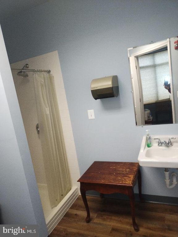 Image 37 of property listing at 7300 HANOVER DR #103, Greenbelt, MD 20770