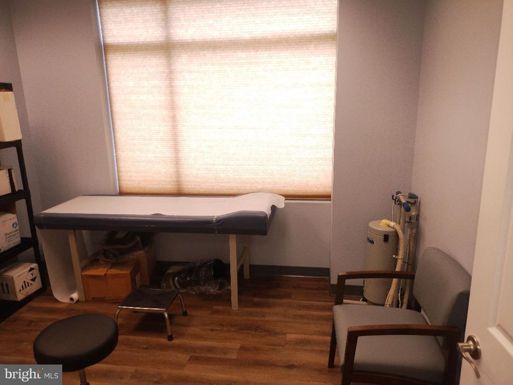 Image 39 of property listing at 7300 HANOVER DR #103, Greenbelt, MD 20770