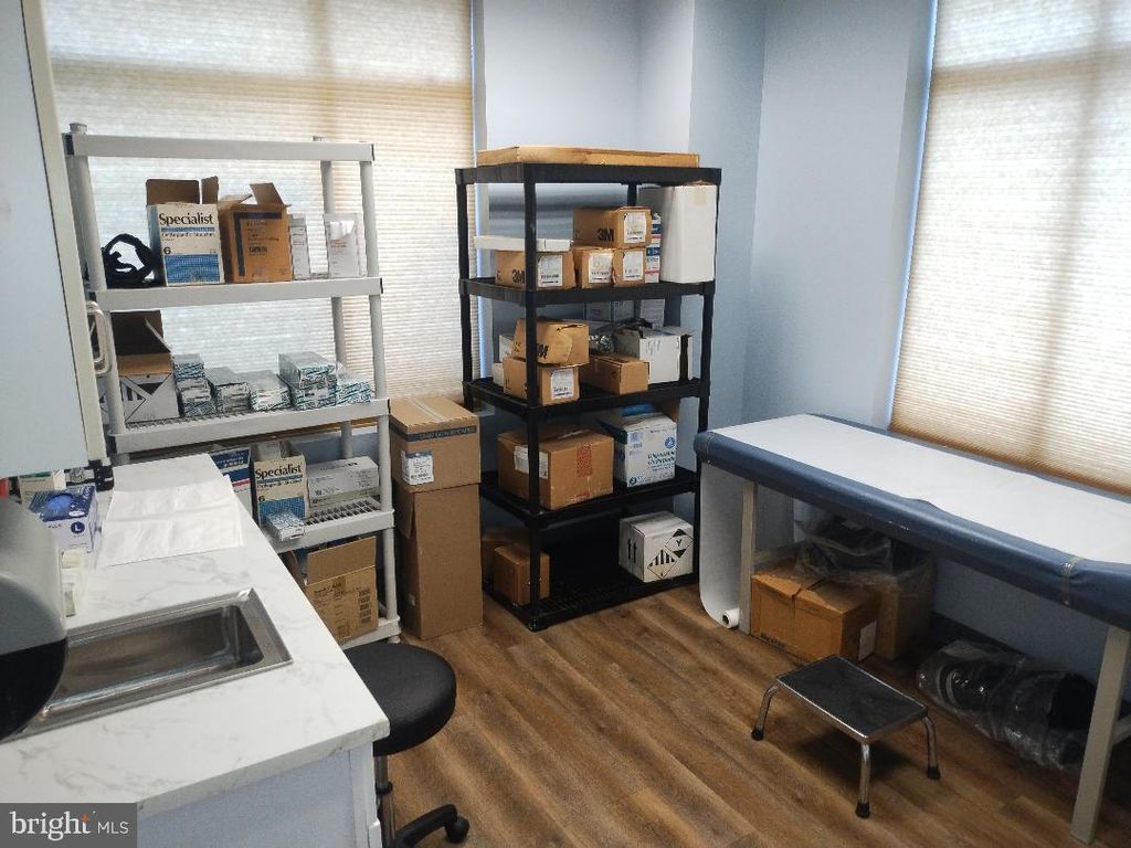 Image 41 of property listing at 7300 HANOVER DR #103, Greenbelt, MD 20770