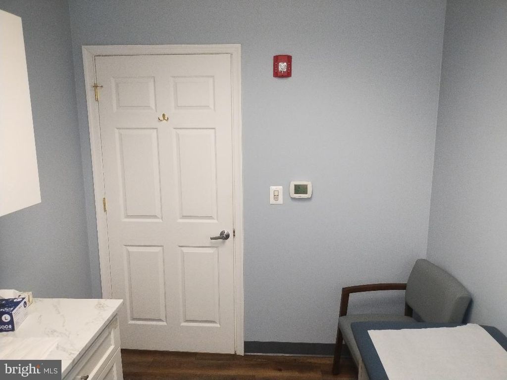 Image 43 of property listing at 7300 HANOVER DR #103, Greenbelt, MD 20770