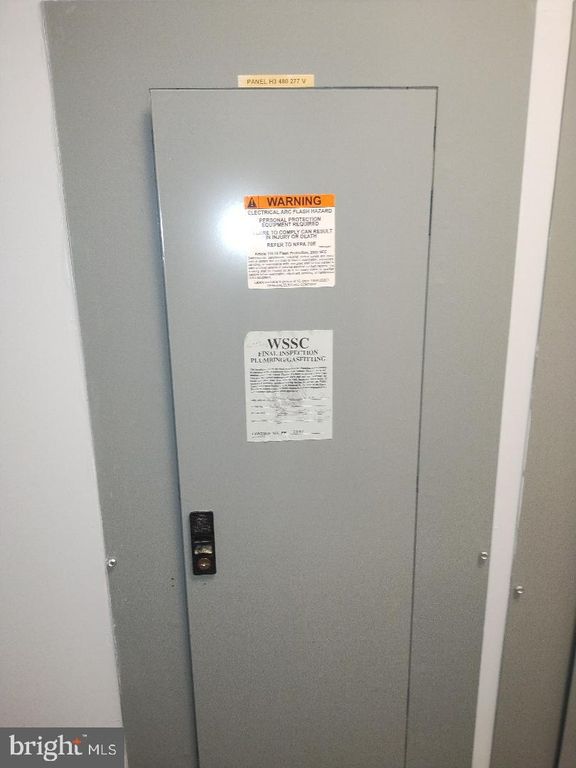 Image 60 of property listing at 7300 HANOVER DR #103, Greenbelt, MD 20770