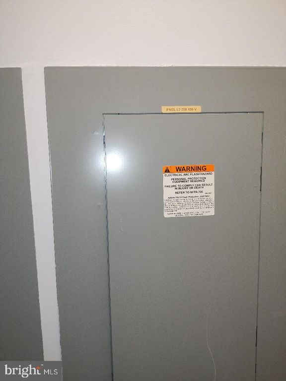 Image 61 of property listing at 7300 HANOVER DR #103, Greenbelt, MD 20770