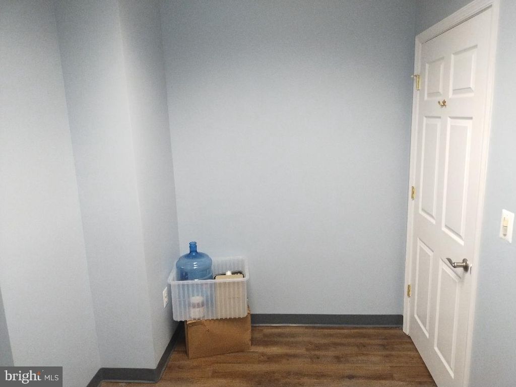 Image 65 of property listing at 7300 HANOVER DR #103, Greenbelt, MD 20770