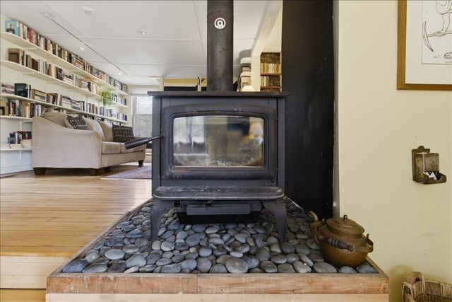 81 Easy Street, Danby, VT 05739
