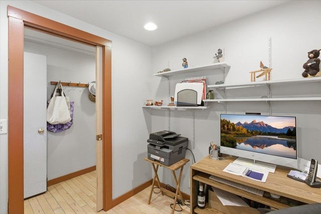 81 Easy Street, Danby, VT 05739
