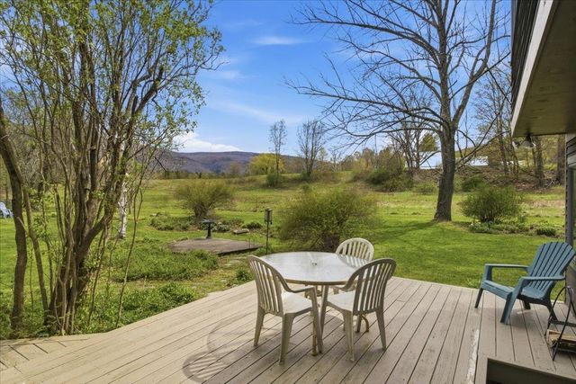 81 Easy Street, Danby, VT 05739