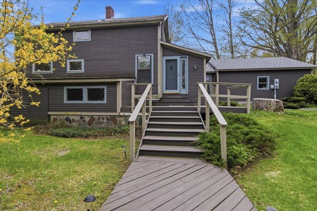 81 Easy Street, Danby, VT 05739
