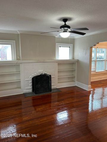 1527 NALDO Avenue, Jacksonville, FL 32207