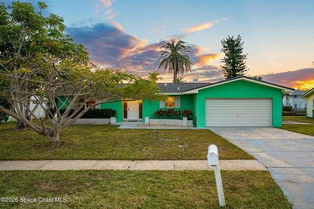 156 Jamaica Drive, Cocoa Beach, FL 32931