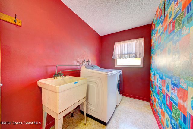 156 Jamaica Drive, Cocoa Beach, FL 32931