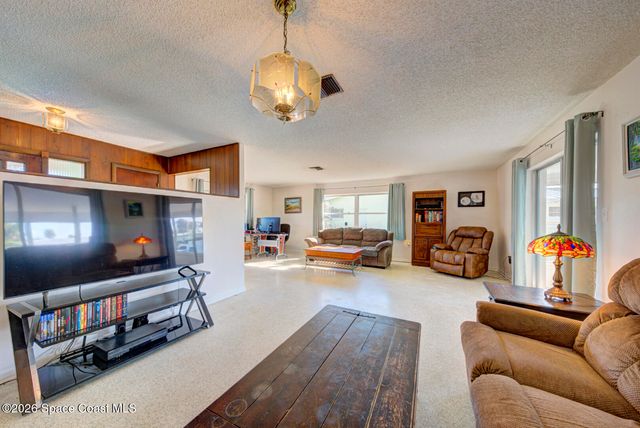 156 Jamaica Drive, Cocoa Beach, FL 32931