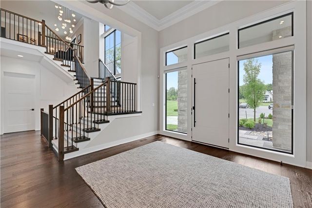 17023 Wallace Way, Loch Lloyd, MO 64012