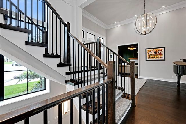 17023 Wallace Way, Loch Lloyd, MO 64012