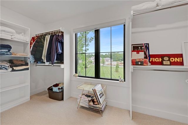 17023 Wallace Way, Loch Lloyd, MO 64012