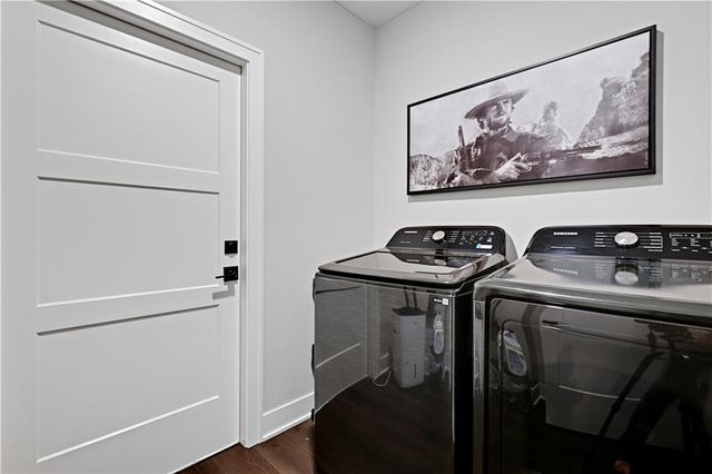 17023 Wallace Way, Loch Lloyd, MO 64012