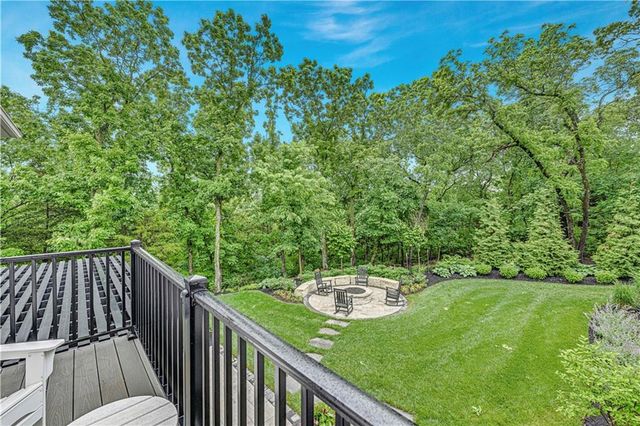17023 Wallace Way, Loch Lloyd, MO 64012