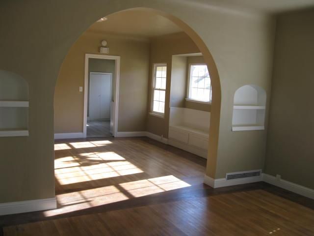 545 W MAIN St, Turlock, CA 95380