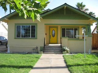545 W MAIN St, Turlock, CA 95380