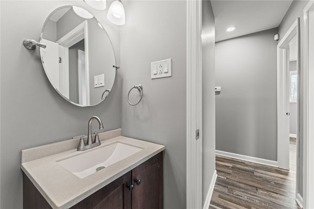 255 Lutz Drive, Englewood, OH 45322