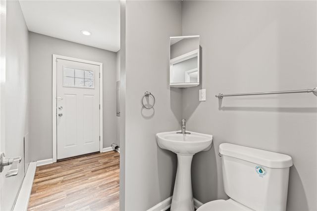 255 Lutz Drive, Englewood, OH 45322