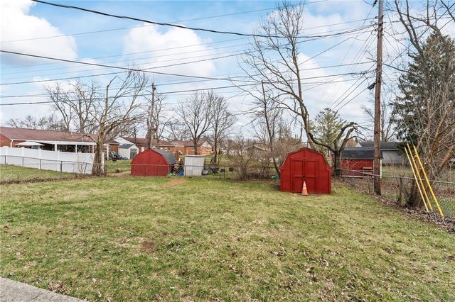 255 Lutz Drive, Englewood, OH 45322