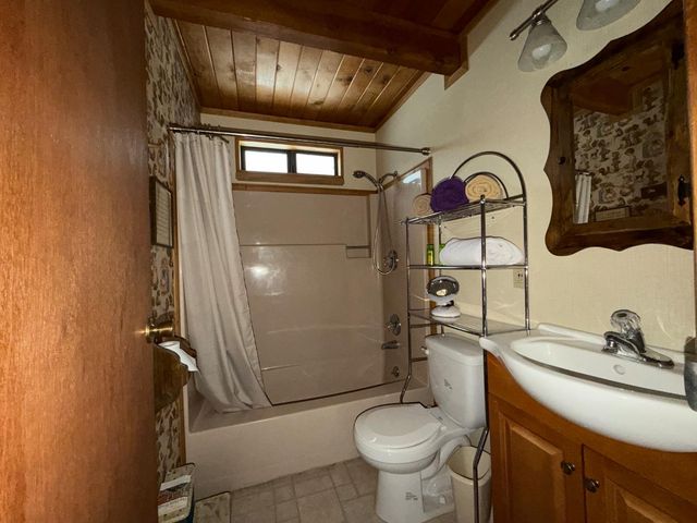 167 Linda Dr, Arnold, CA 95223