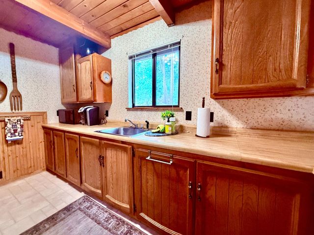 167 Linda Dr, Arnold, CA 95223