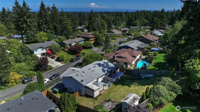 1222 Palm Drive, Fircrest, WA 98466