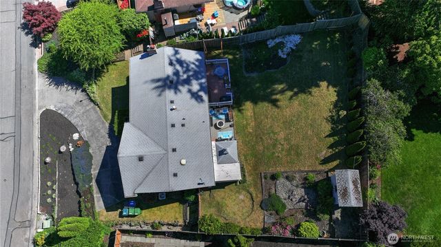 1222 Palm Drive, Fircrest, WA 98466