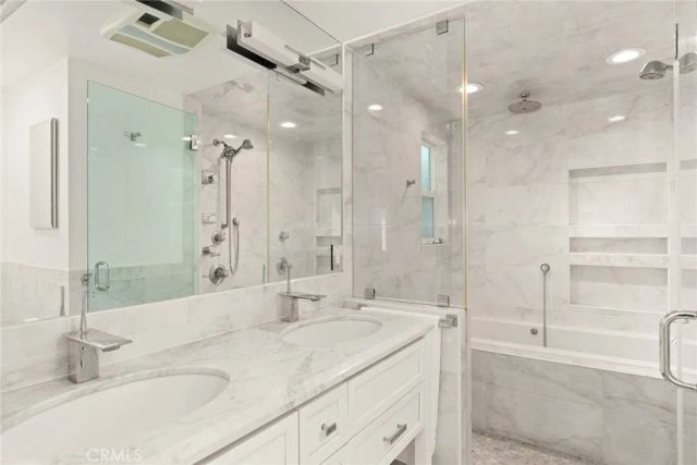 13042 Aetna Street, Valley Glen, CA 91401