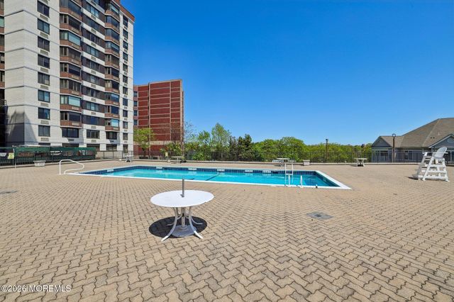 316 Prospect Avenue 10D, Hackensack, NJ 07601