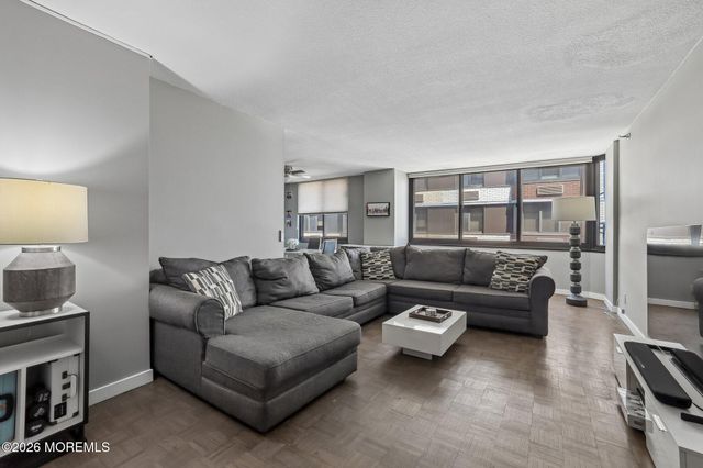 316 Prospect Avenue 10D, Hackensack, NJ 07601