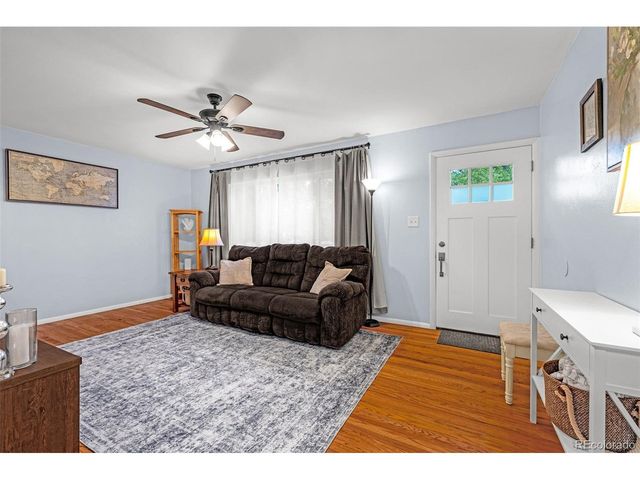 1102 Holmes Dr, Colorado Springs, CO 80909