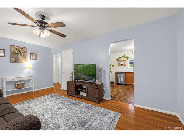 1102 Holmes Dr, Colorado Springs, CO 80909