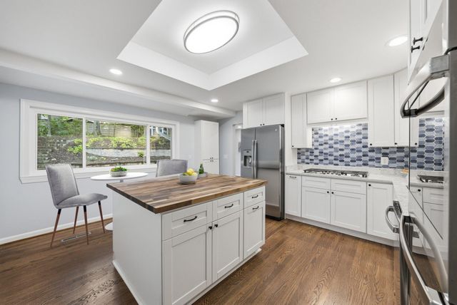 9523 ROCKPORT RD, Vienna, VA 22180