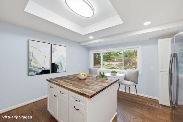 9523 ROCKPORT RD, Vienna, VA 22180