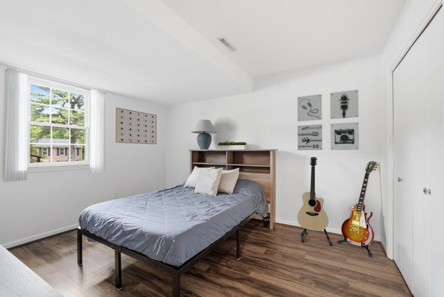 9523 ROCKPORT RD, Vienna, VA 22180