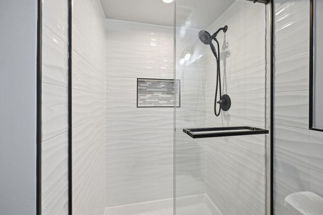 9523 ROCKPORT RD, Vienna, VA 22180