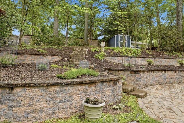 9523 ROCKPORT RD, Vienna, VA 22180