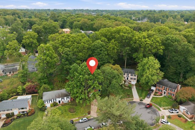 9523 ROCKPORT RD, Vienna, VA 22180