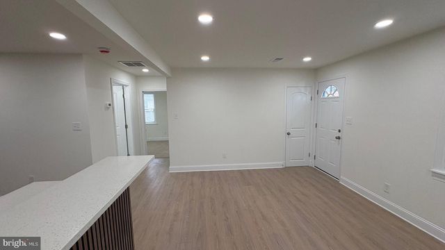 24 MAIN AVE SW, Glen Burnie, MD 21061