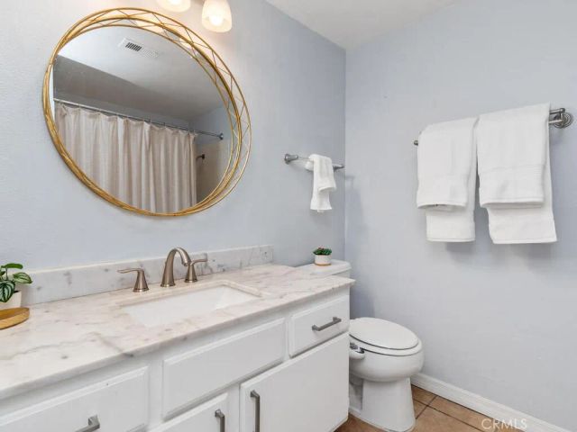 6907 Quail Place F, Carlsbad, CA 92009