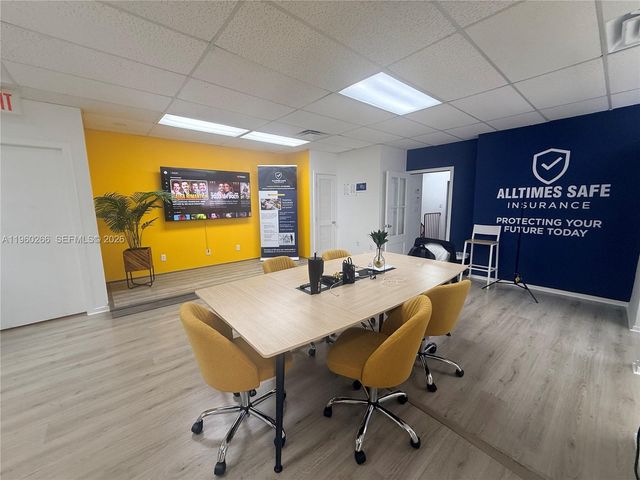 4848 SW 74th Ct 9, Miami, FL 33155