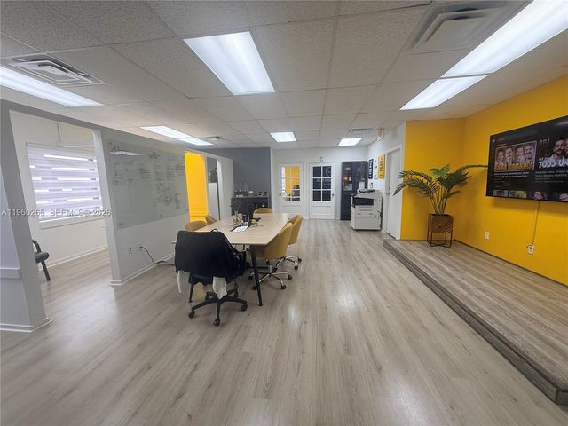 4848 SW 74th Ct 9, Miami, FL 33155