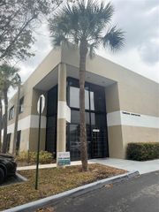 4848 SW 74th Ct 9, Miami, FL 33155